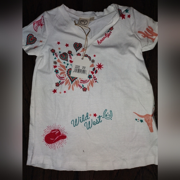 Grace & Emma - Picture 1 of 2